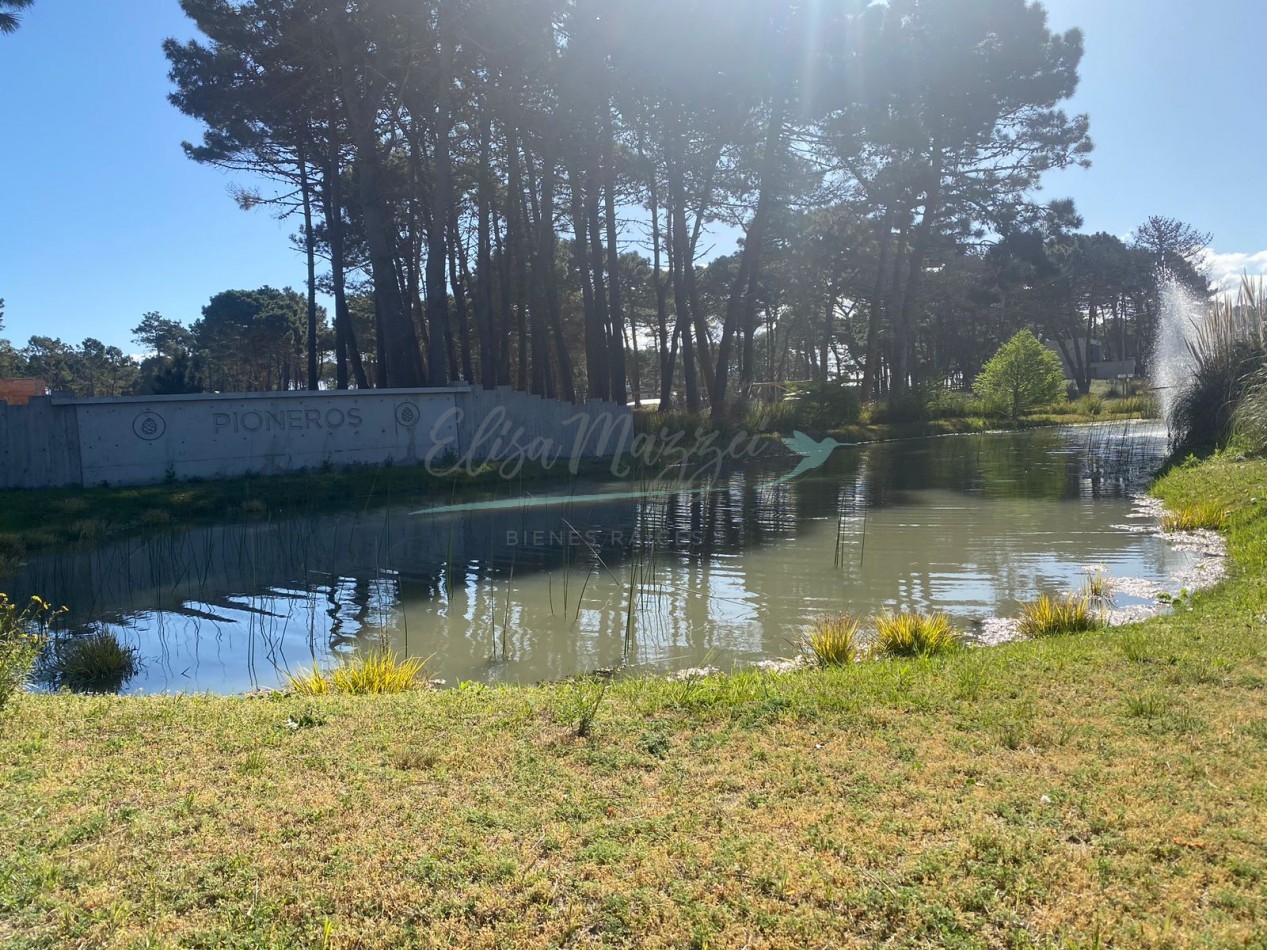 CASA EN VENTA - PIONEROS - PINAMAR