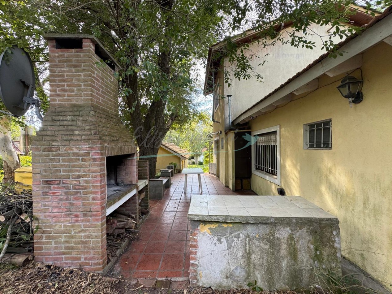 CASA EN VENTA - OSTENDE - PINAMAR 