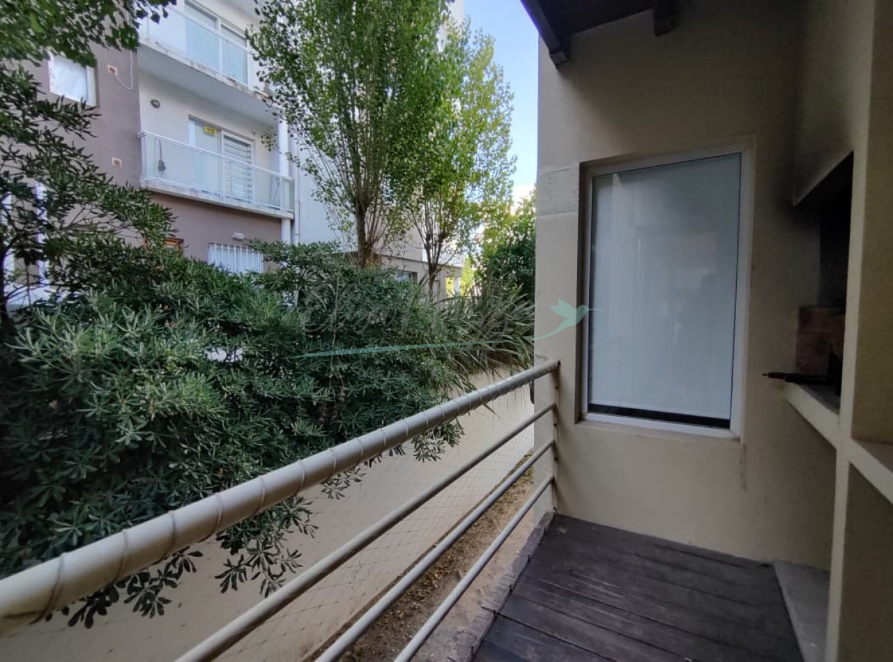 DEPARTAMENTO TRES AMBIENTES A METROS DEL MAR - EN VENTA - PINAMAR