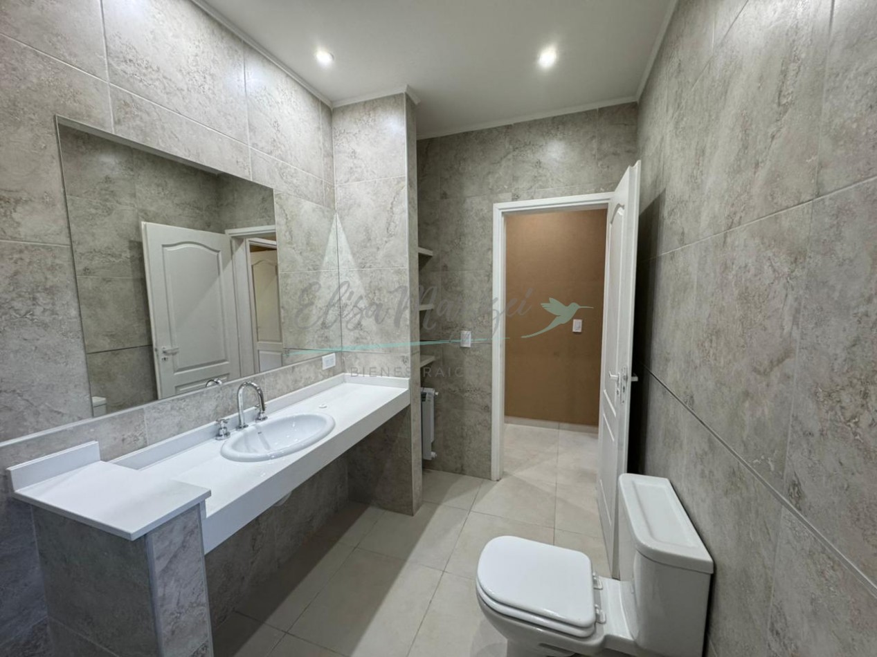 CASA EN VENTA EN ZONA ALAMOS - PINAMAR 