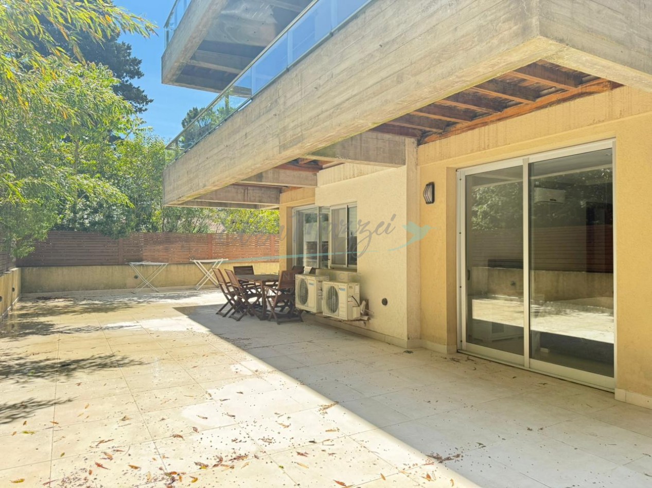 DEPARTAMENTO EN VENTA - PINAMAR 