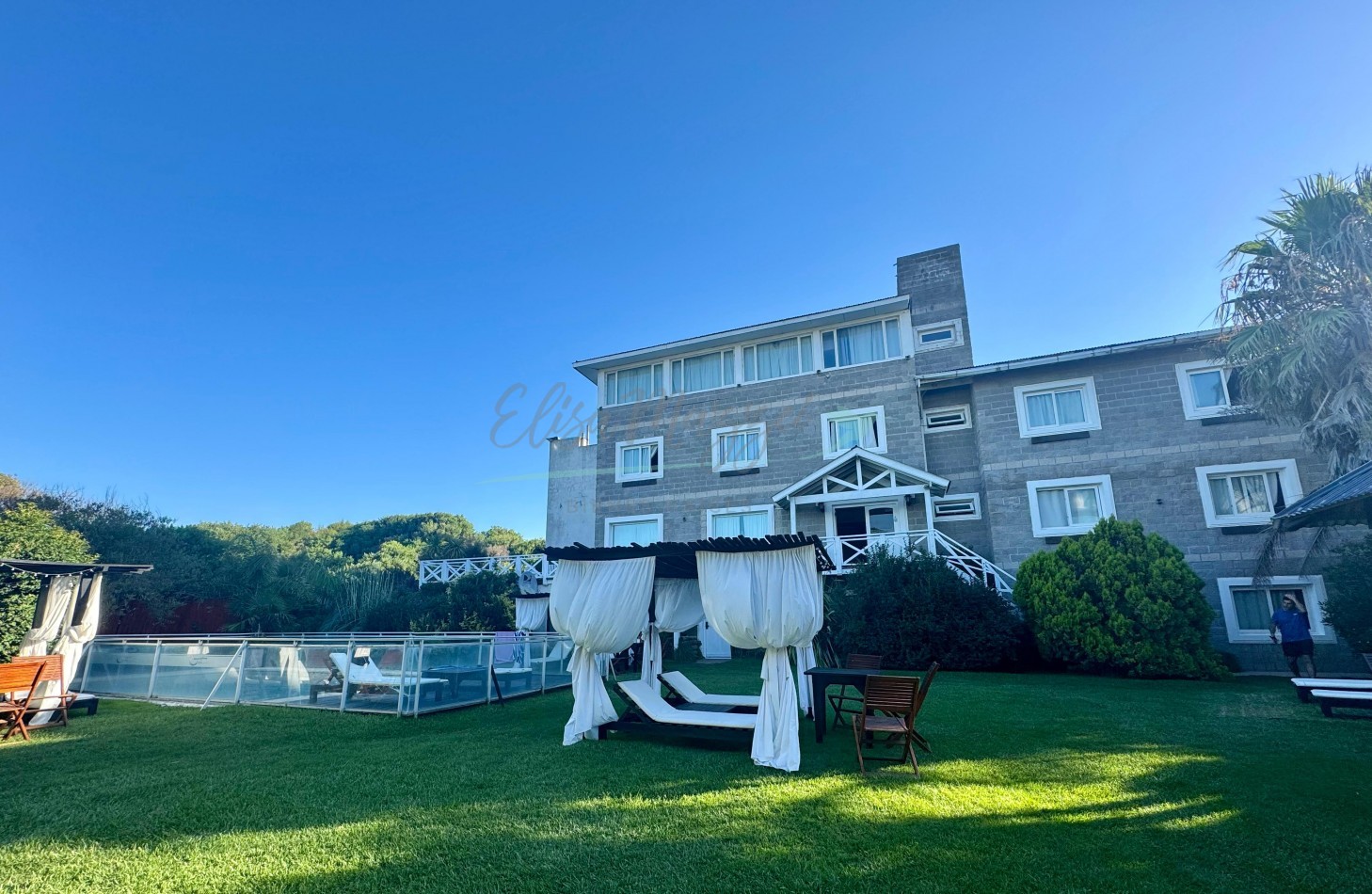 ALQUILER ANUAL - MONOAMBIENTE A METROS DEL MAR - MAR DE OSTENDE