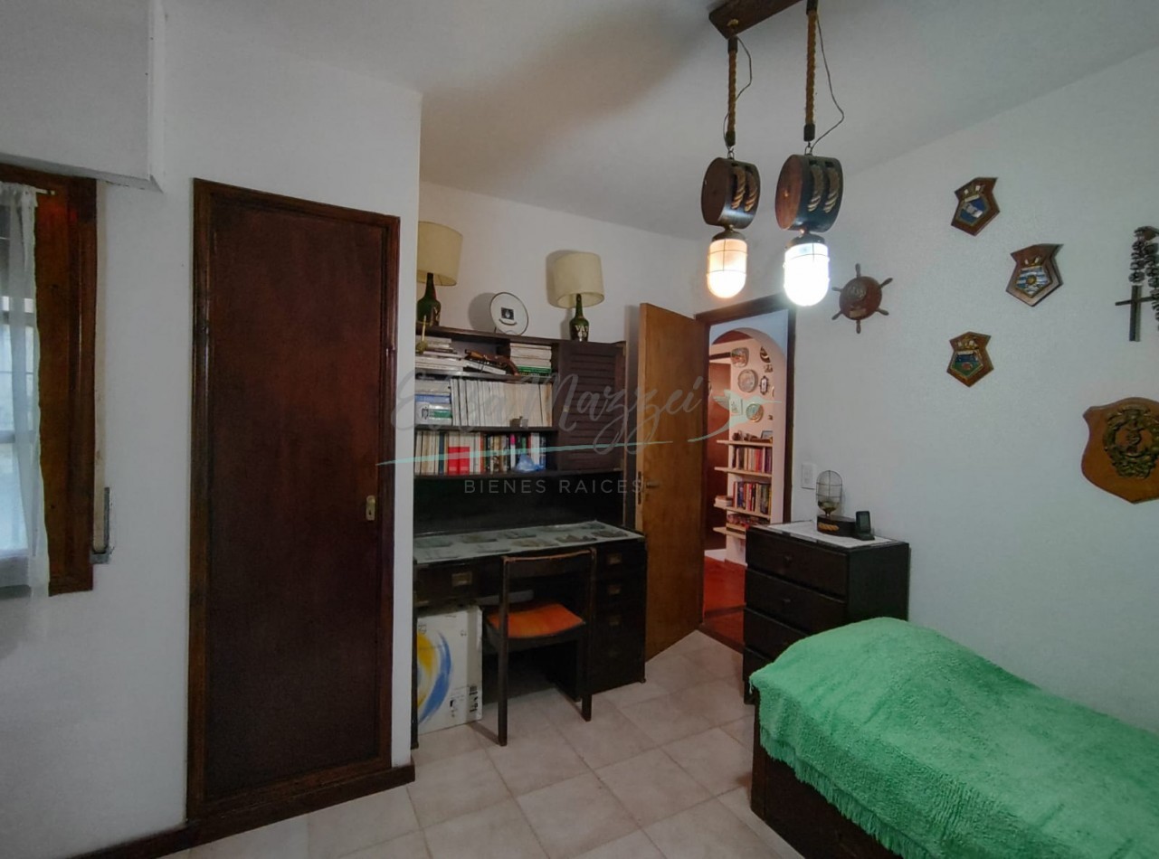 CASA EN VENTA - PINAMAR NORTE - SOBRE DOS LOTES