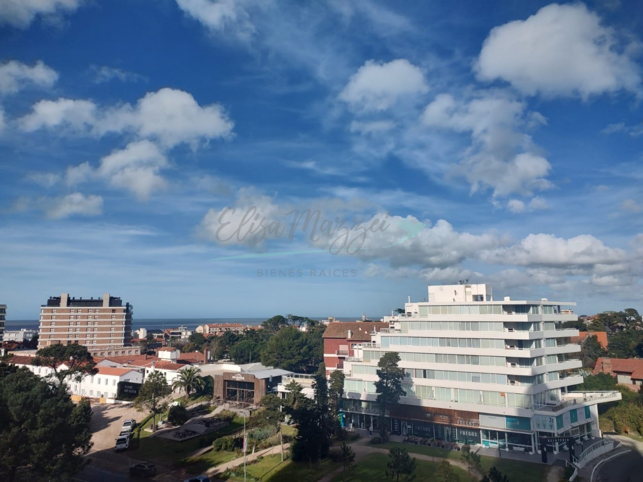 DEPARTAMENTO TRES AMBIENTES EN VENTA - PINAMAR CENTRO - CERCA DEL MAR