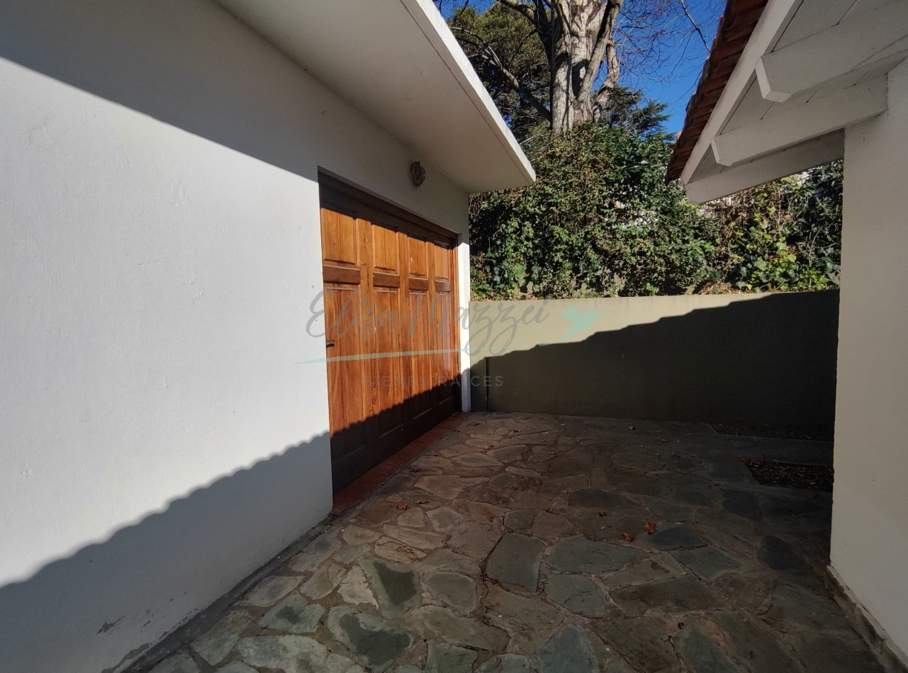 CASA EN VENTA - PINAMAR