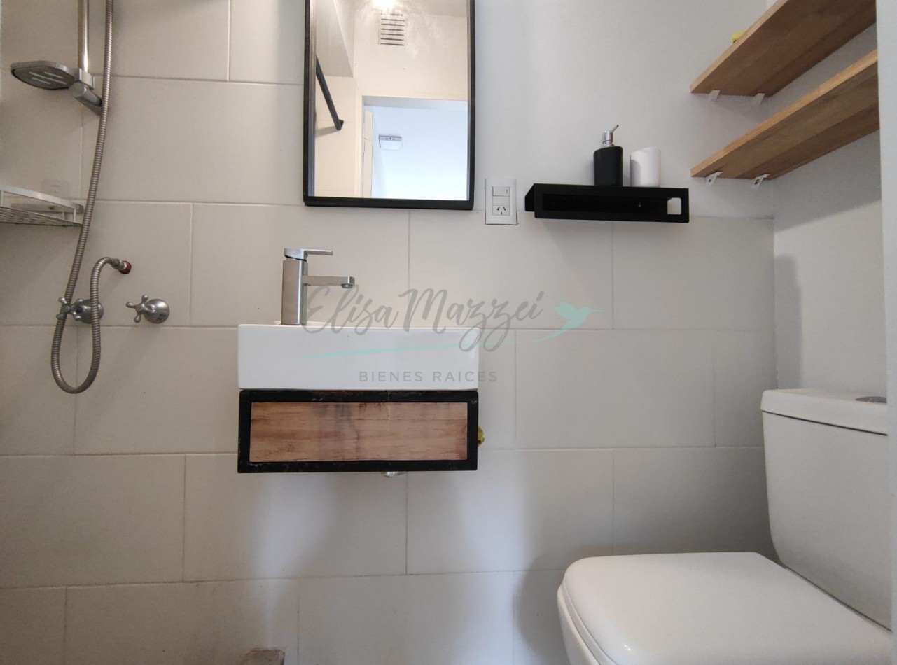 DEPARTAMENTO TIPO DUPLEX EN VENTA - CUATRO AMBIENTES - VALERIA DEL MAR