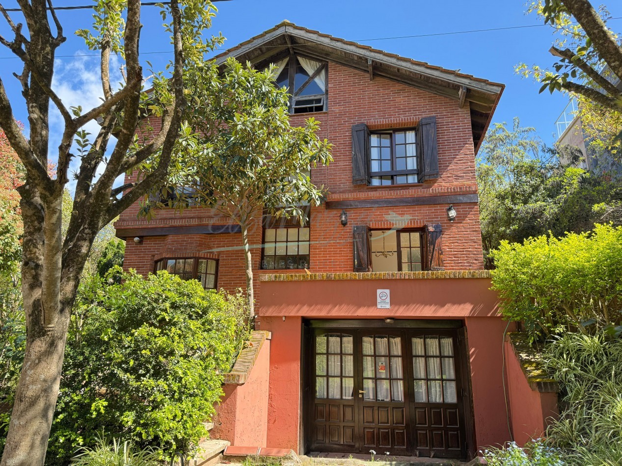 DUPLEX EN VENTA - PINAMAR