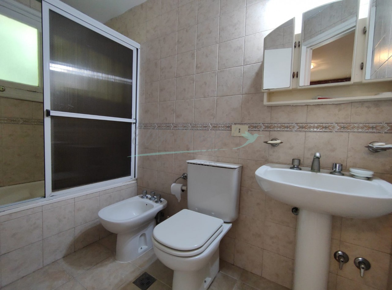 CASA EN VENTA - PINAMAR