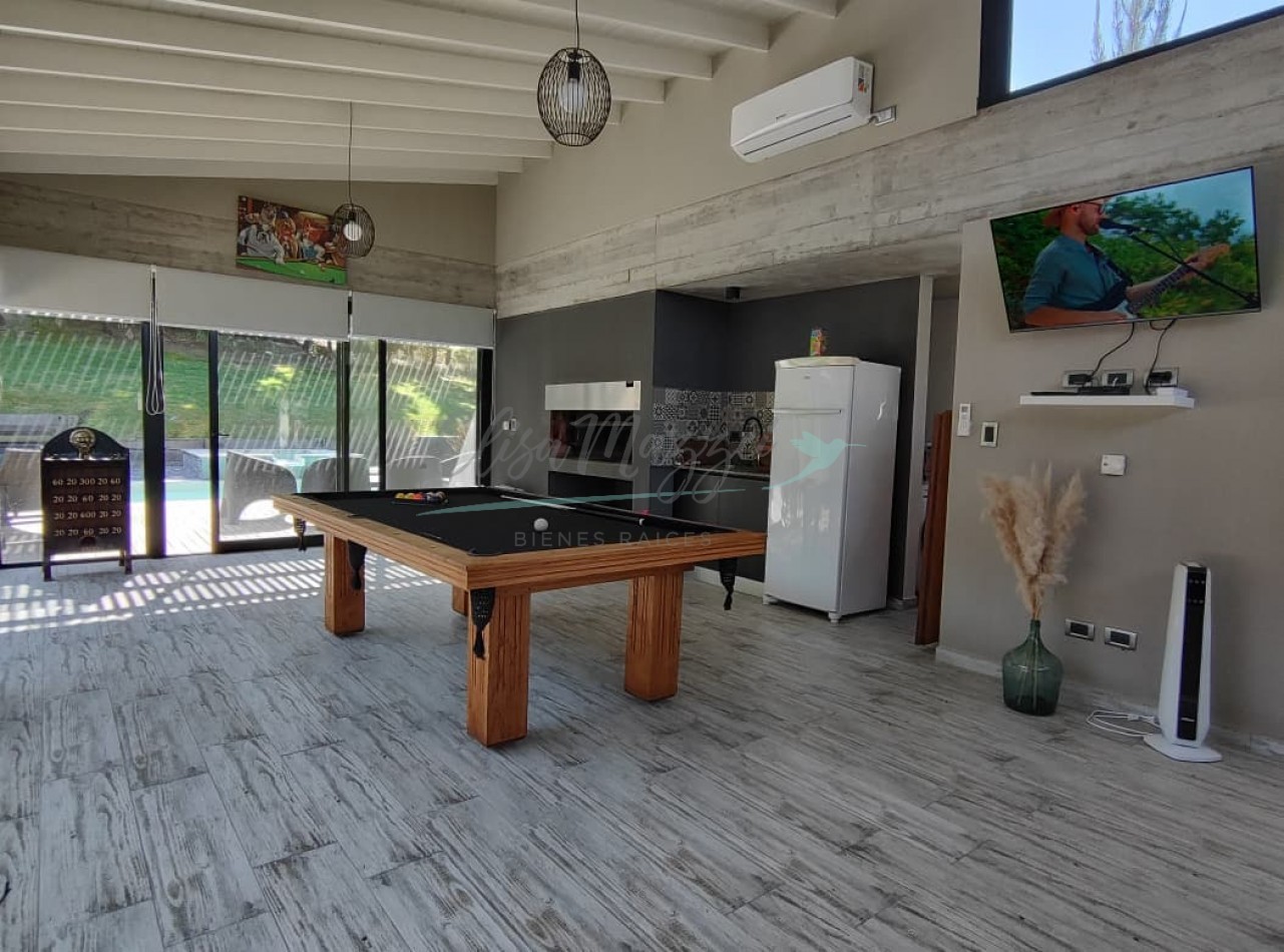 CASA EN VENTA - COSTA ESMERALDA 