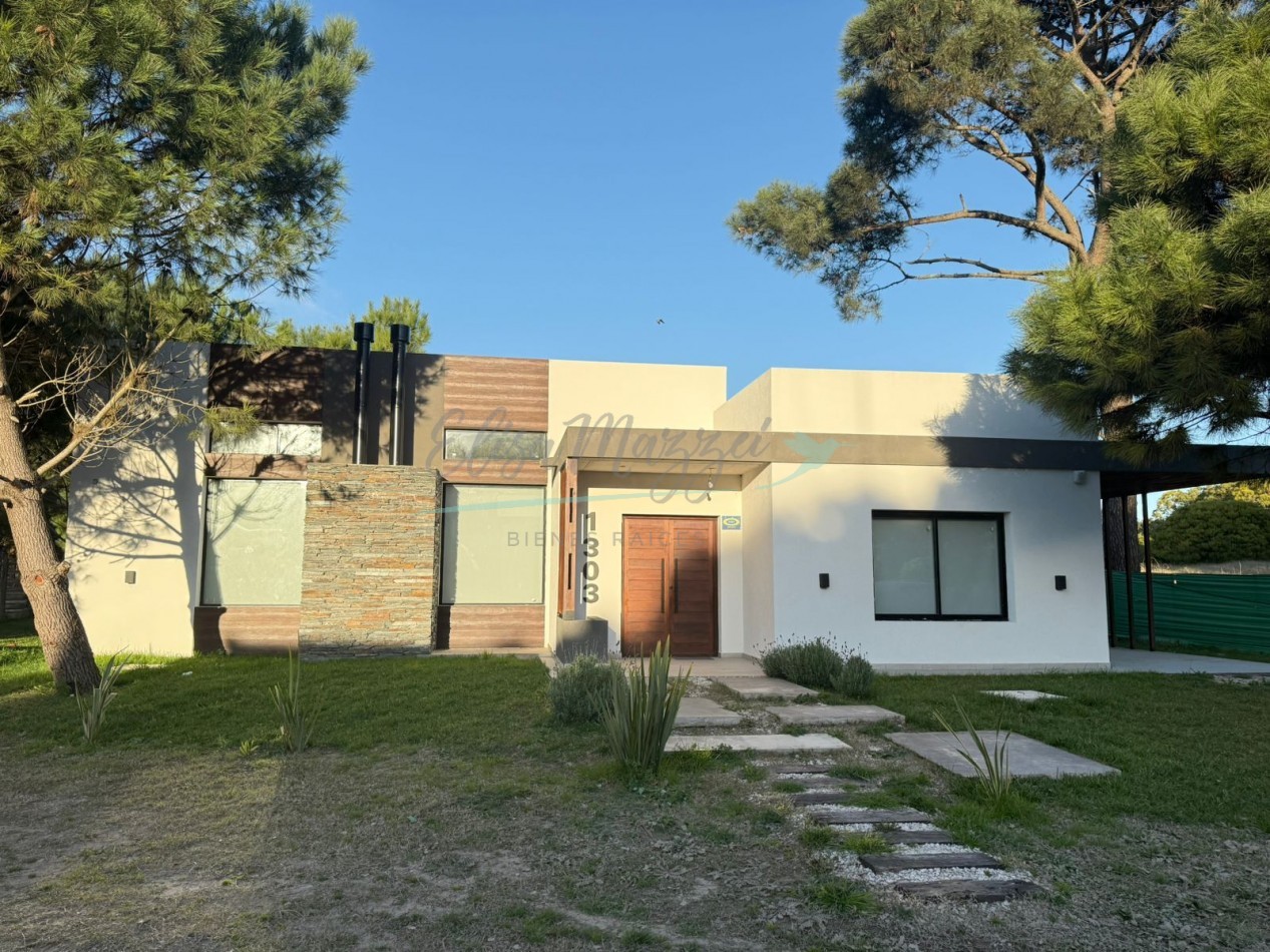 CASA EN VENTA A ESTRENAR - PINAMAR