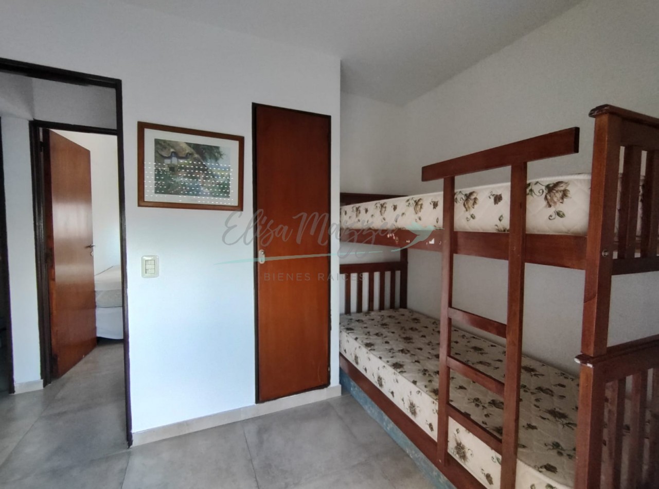 DEPARTAMENTO TRES AMBIENTES EN VENTA - PINAMAR CENTRO - CERCA DEL MAR