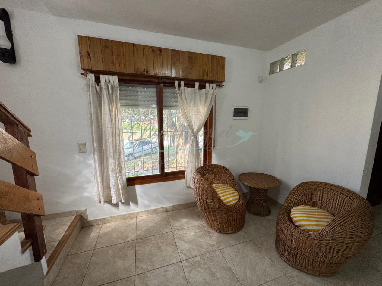 CASA EN VENTA - OSTENDE - PINAMAR 