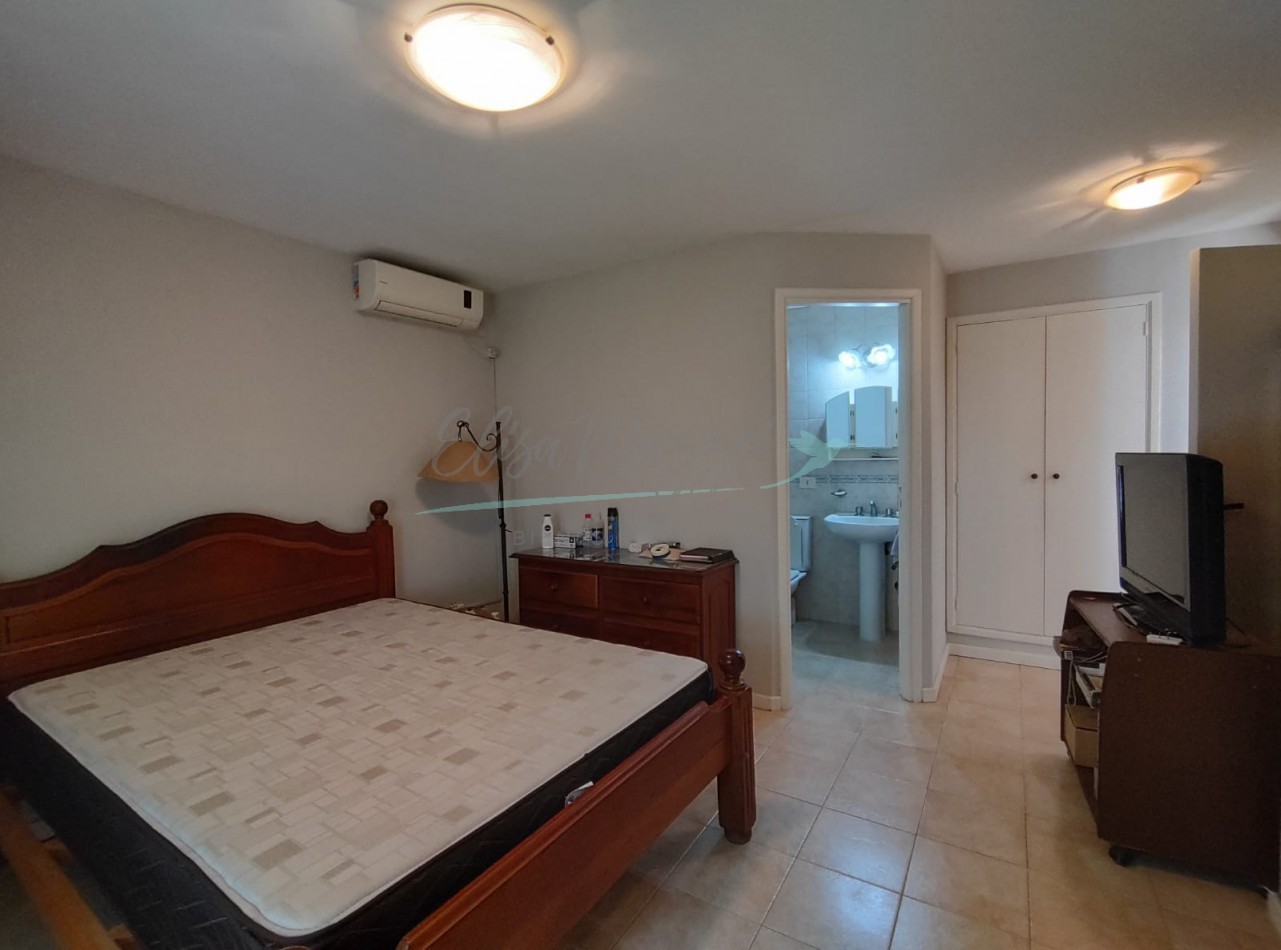 CASA EN VENTA - PINAMAR