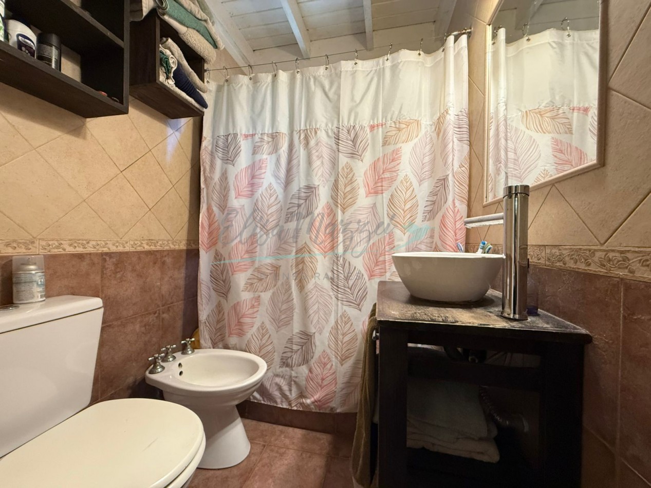 CASA EN VENTA - VALERIA DEL MAR