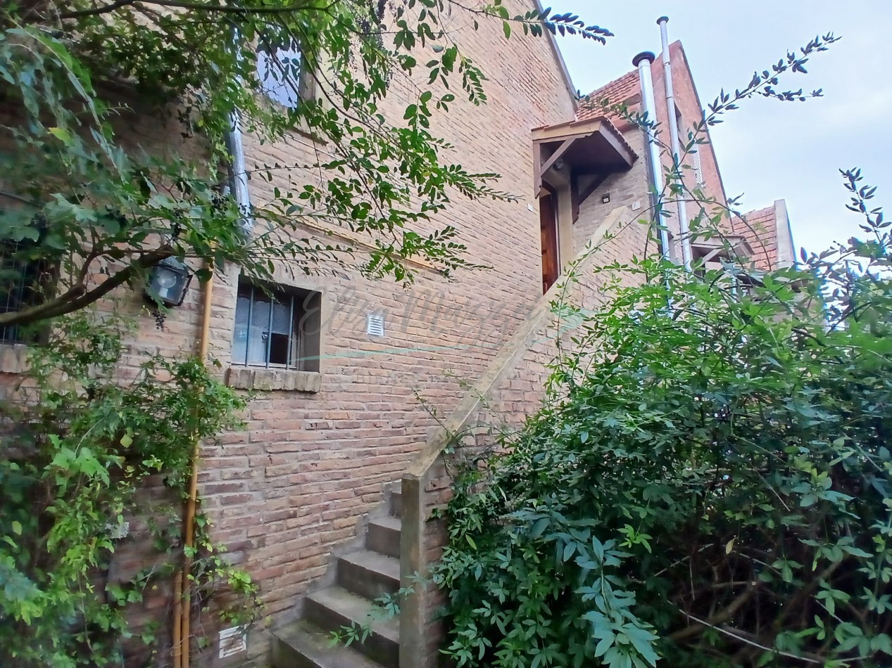 DUPLEX EN VENTA - PINAMAR CENTRO