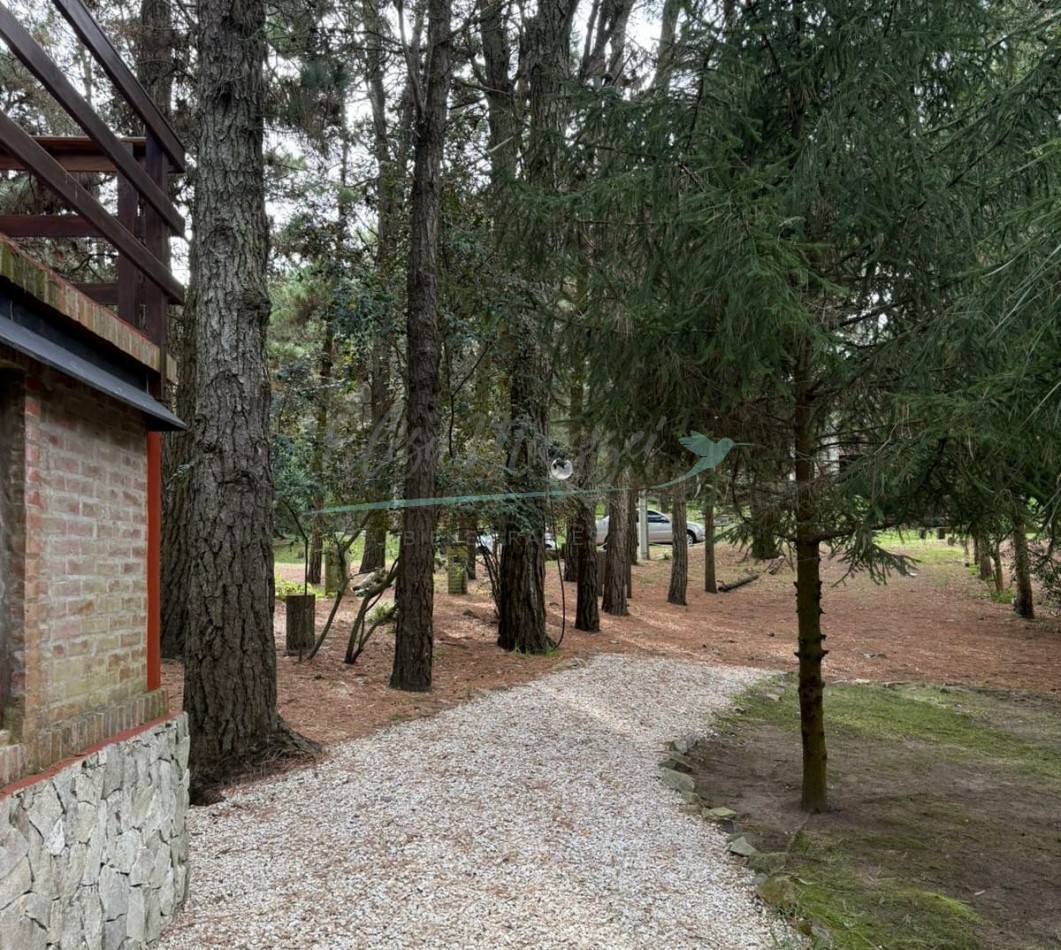 CASA EN VENTA - MAR DE LAS PAMPAS