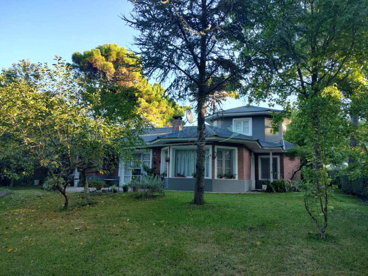CASA EN VENTA - PINAMAR