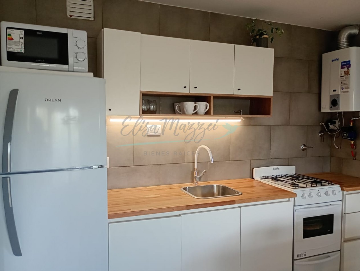 DEPARTAMENTO TIPO DUPLEX EN VENTA - CUATRO AMBIENTES - VALERIA DEL MAR