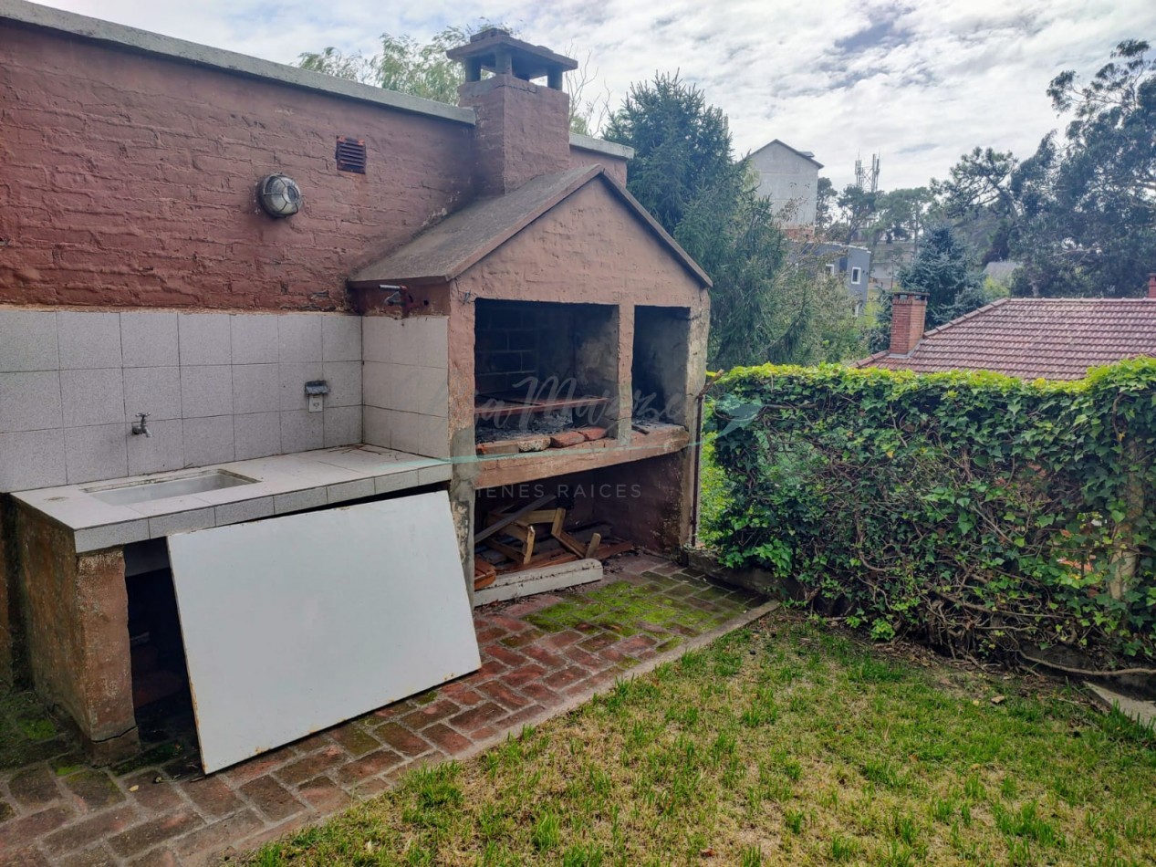 DEPARTAMENTO TIPO DUPLEX EN VENTA - CUATRO AMBIENTES - VALERIA DEL MAR