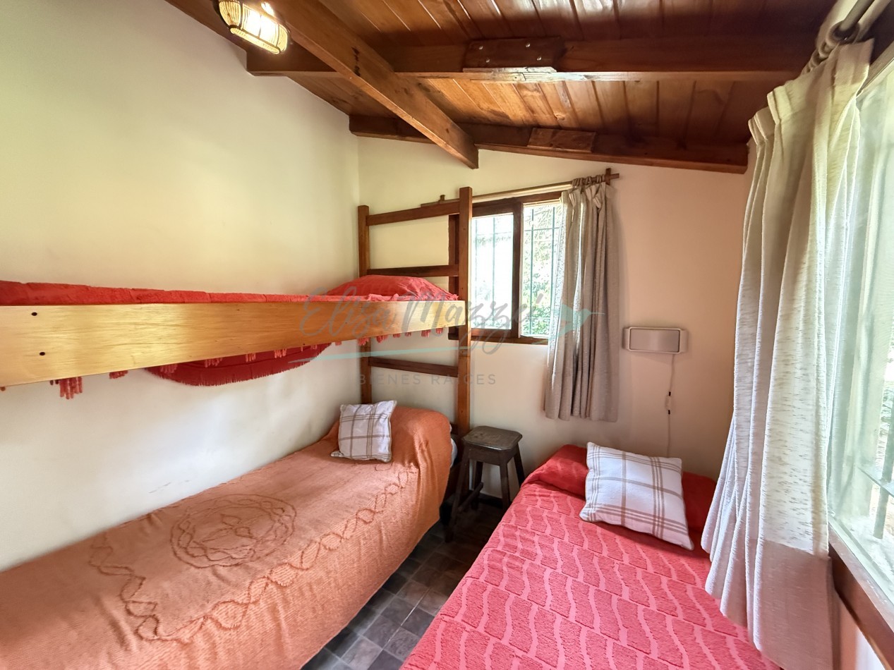 CASA EN VENTA - VALERIA DEL MAR - PINAMAR 