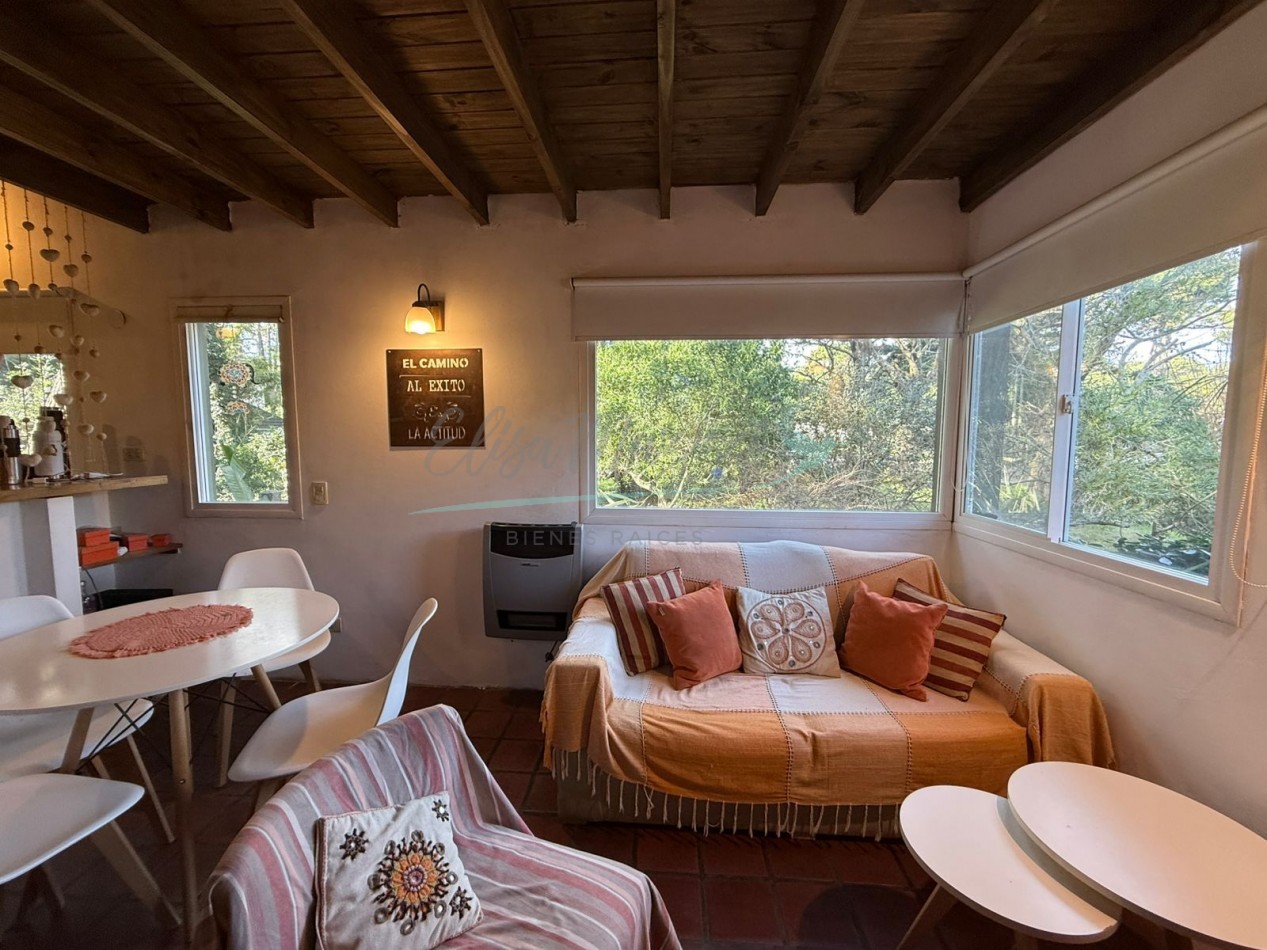 CASA EN VENTA - VALERIA DEL MAR