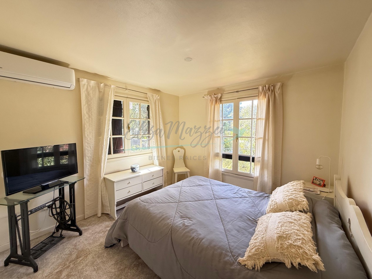 DUPLEX EN VENTA - PINAMAR