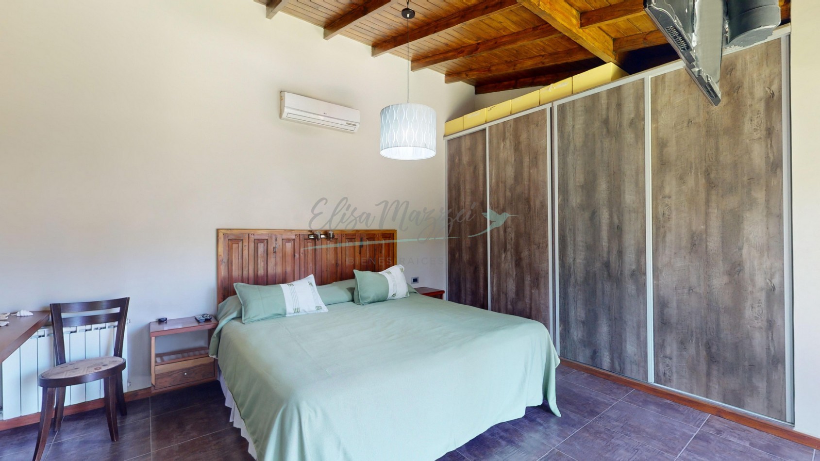 CASA EN VENTA - PINAMAR