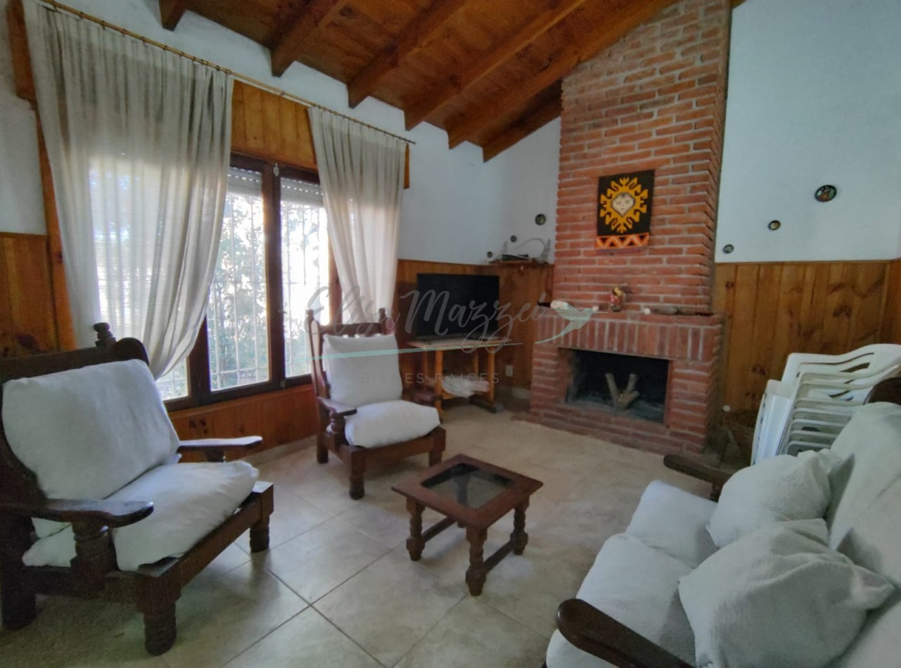 CASA EN VENTA - OSTENDE - PINAMAR 