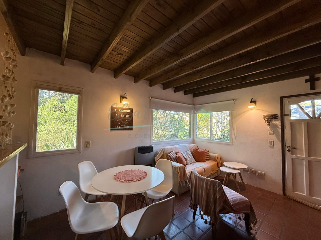 CASA EN VENTA - VALERIA DEL MAR