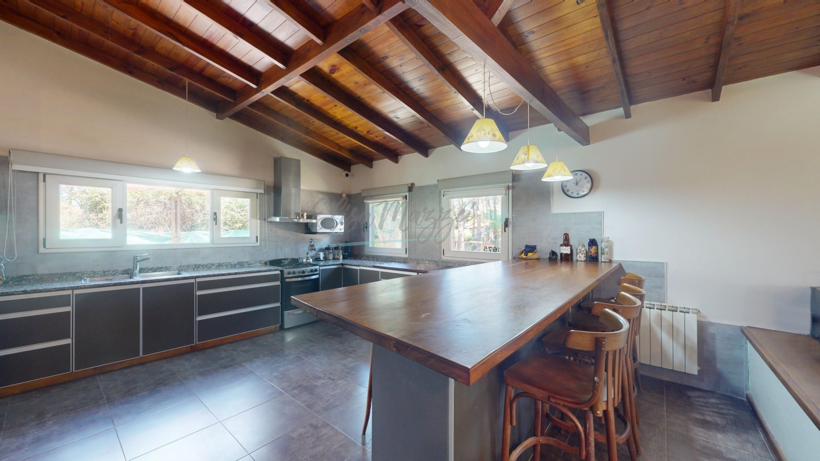 CASA EN VENTA - PINAMAR