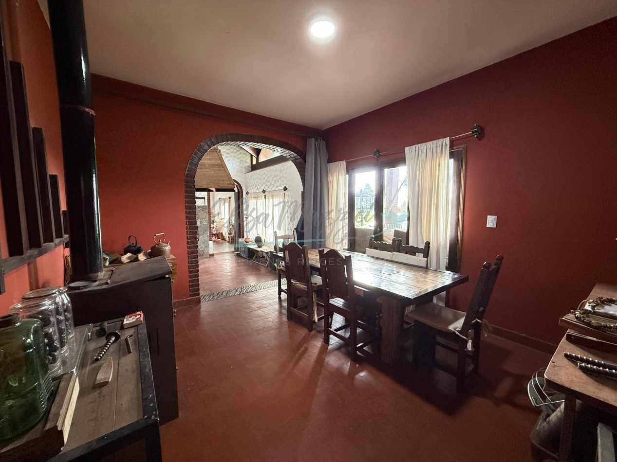 CASA EN VENTA - PINAMAR