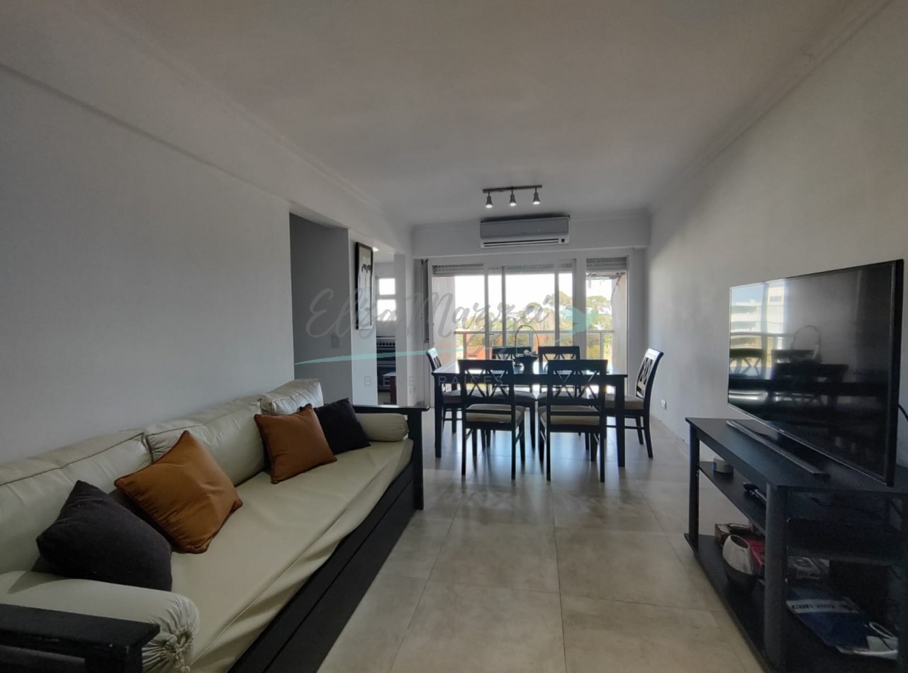 DEPARTAMENTO TRES AMBIENTES EN VENTA - PINAMAR CENTRO - CERCA DEL MAR