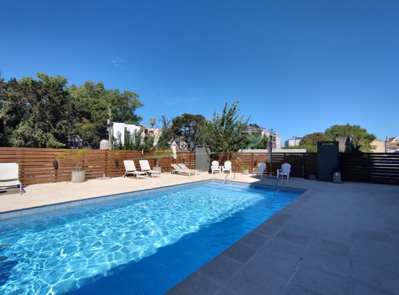 DEPARTAMENTO TRES AMBIENTES EN VENTA - PINAMAR CENTRO