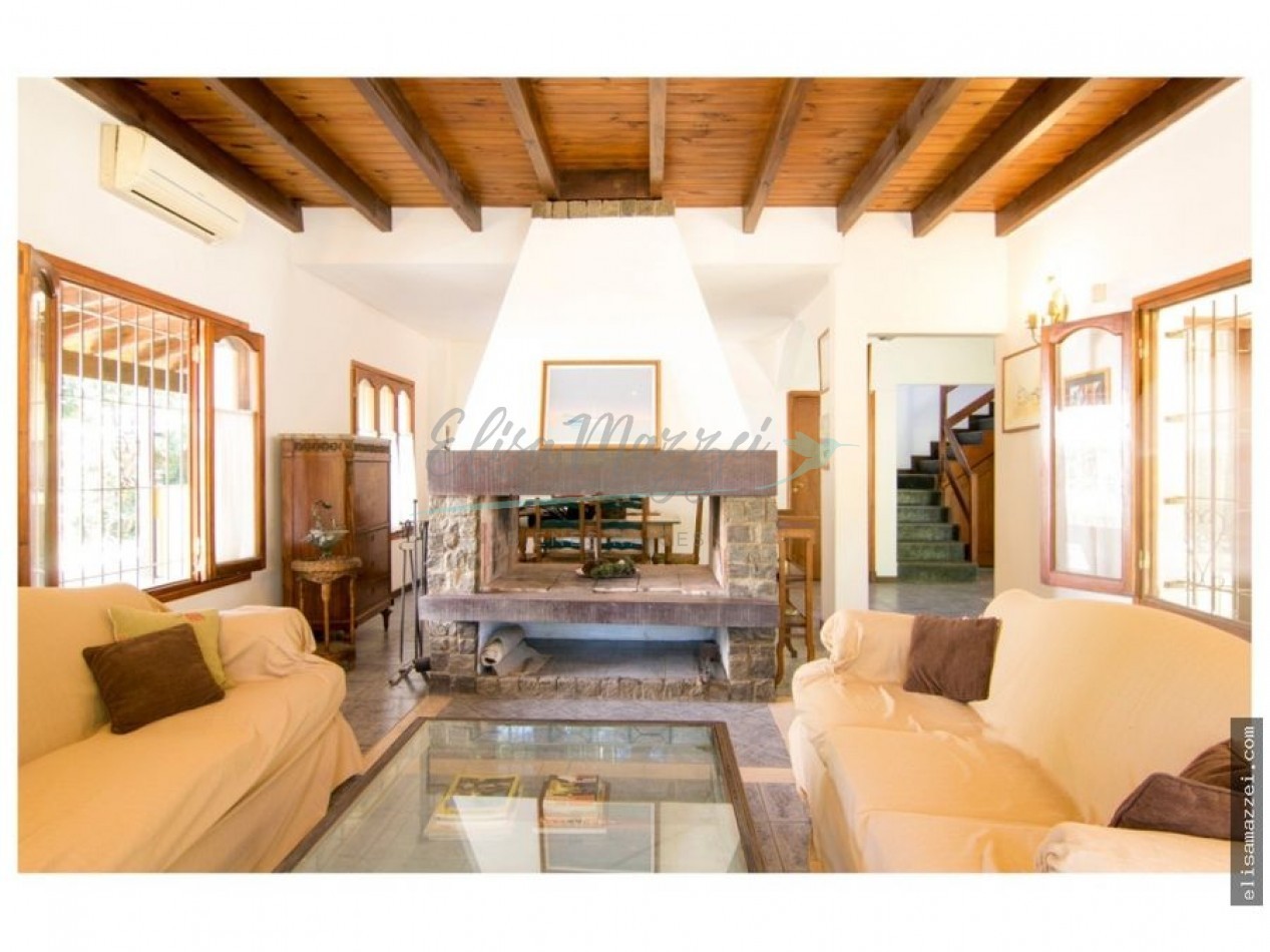 CASA EN VENTA - PINAMAR