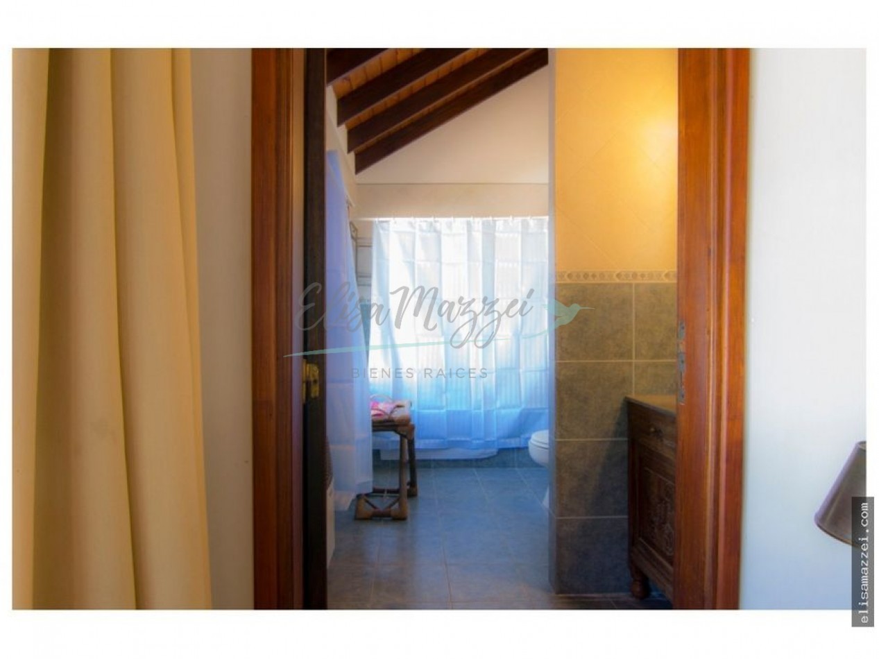 CASA EN VENTA - PINAMAR