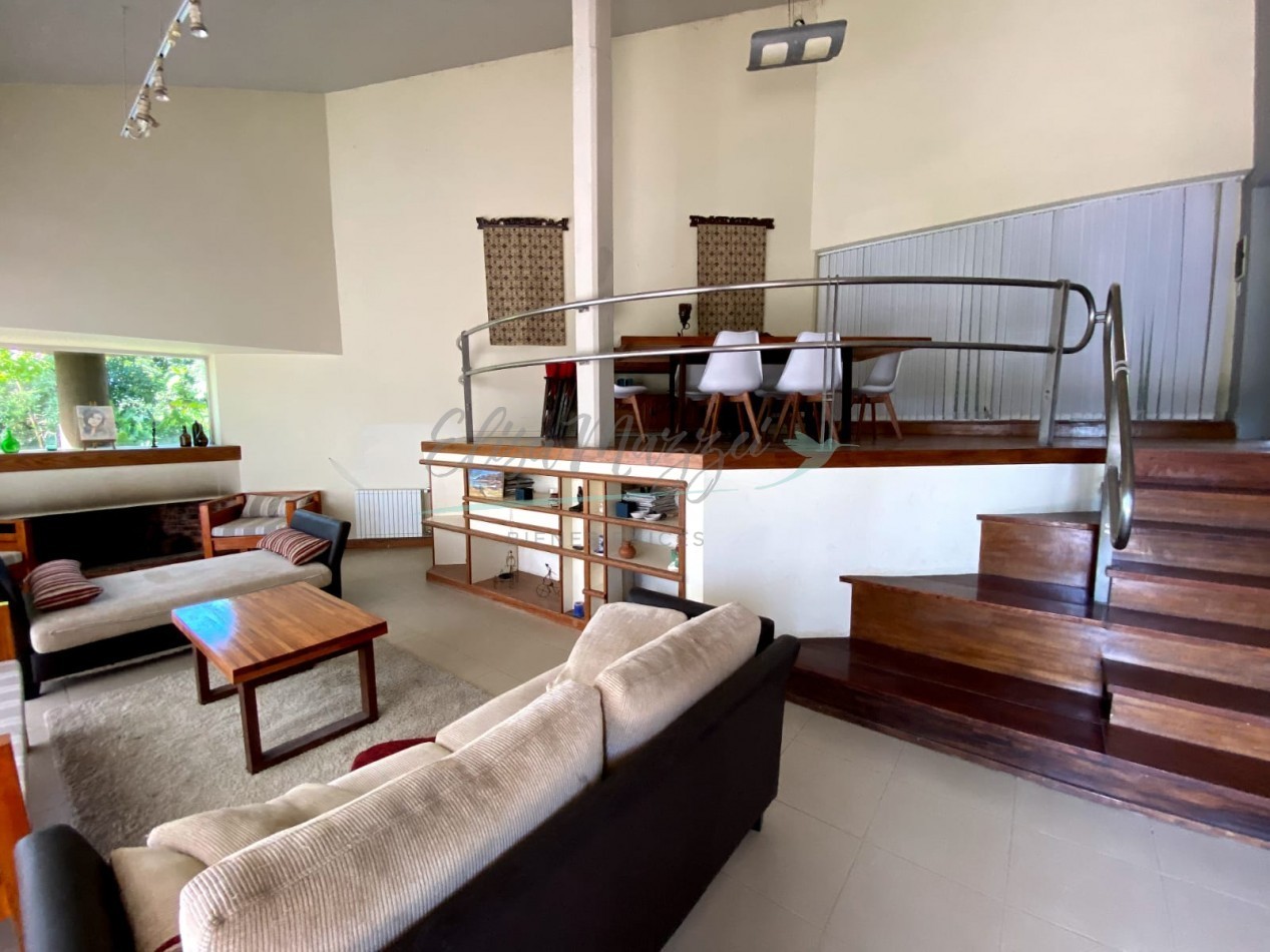 CASA EN VENTA - PINAMAR