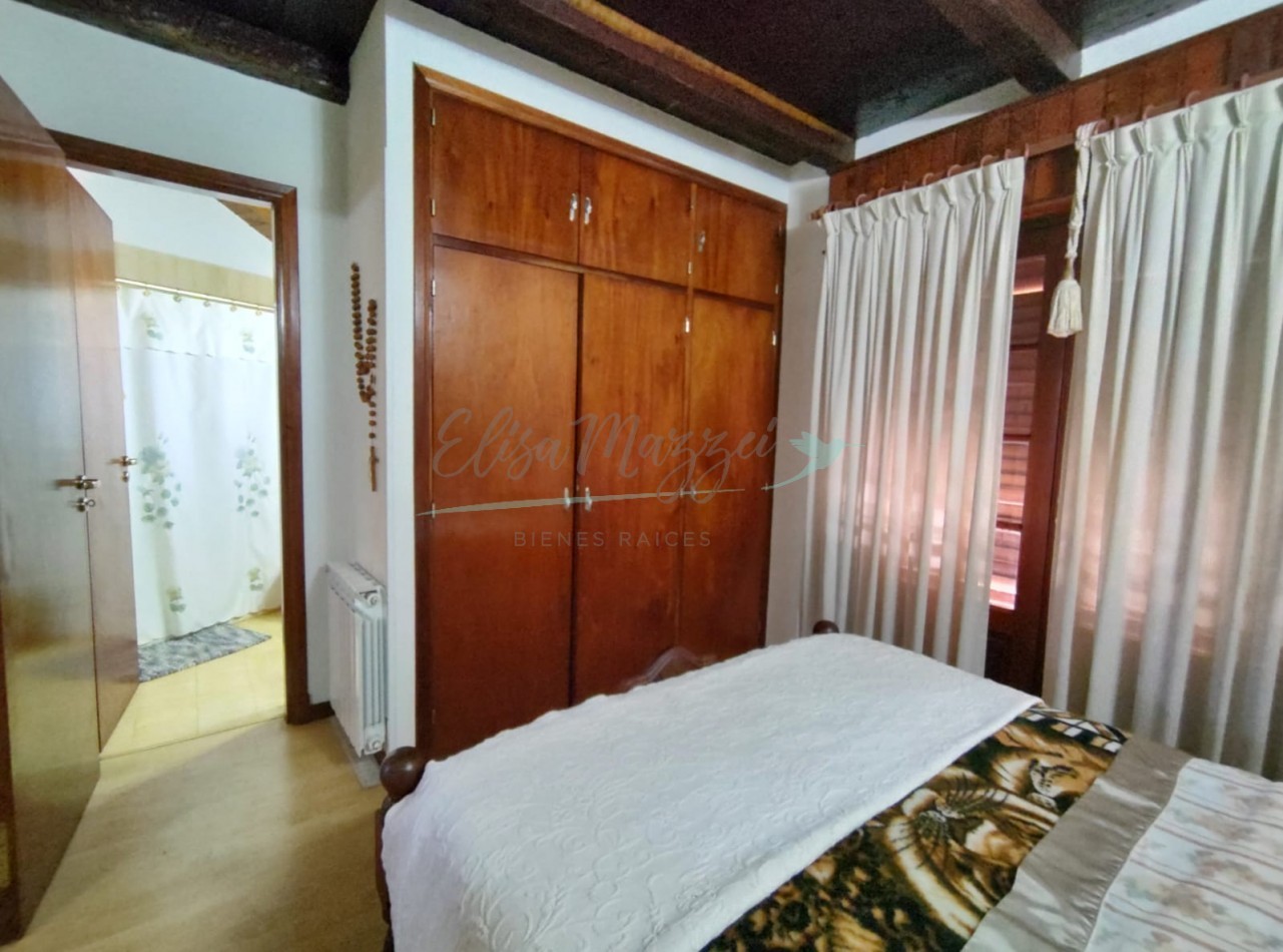 CASA EN VENTA SOBRE DOS LOTES - PINAMAR