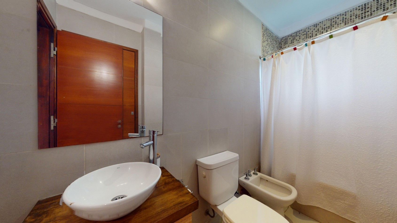 CASA EN VENTA - PINAMAR