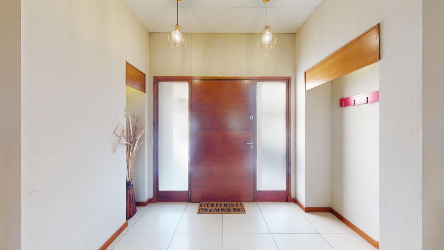 CASA EN VENTA - PINAMAR