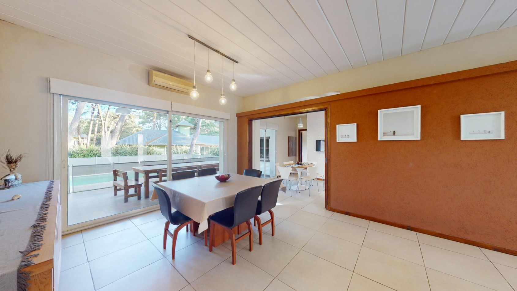 CASA EN VENTA - PINAMAR