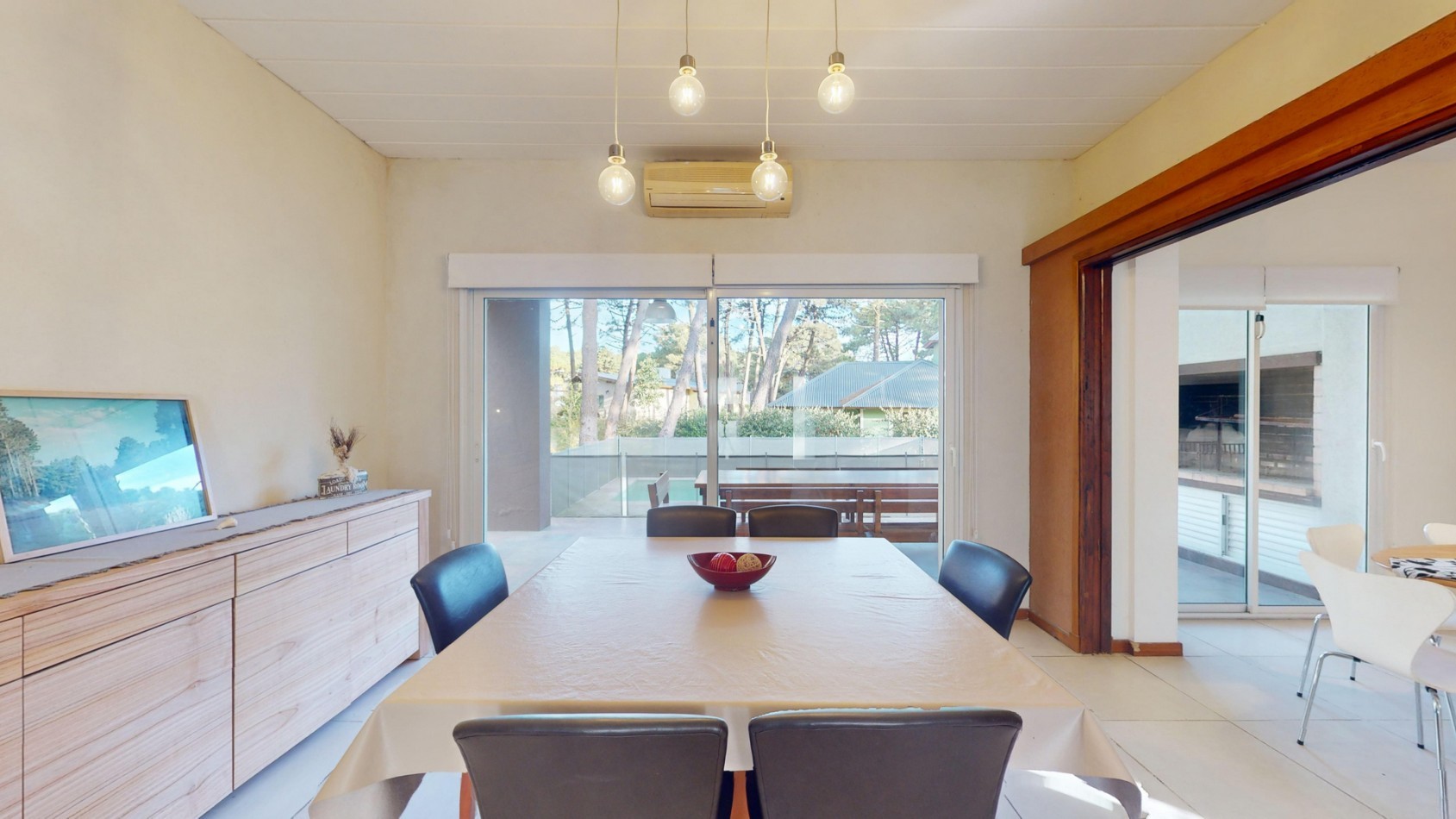 CASA EN VENTA - PINAMAR