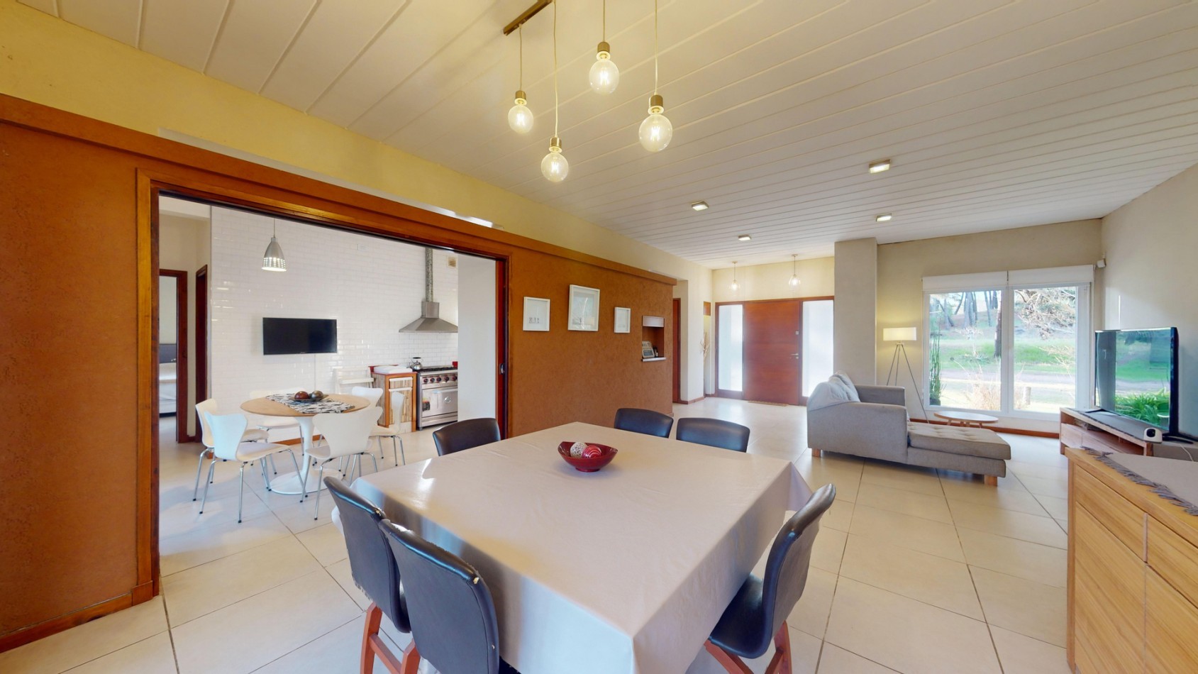 CASA EN VENTA - PINAMAR