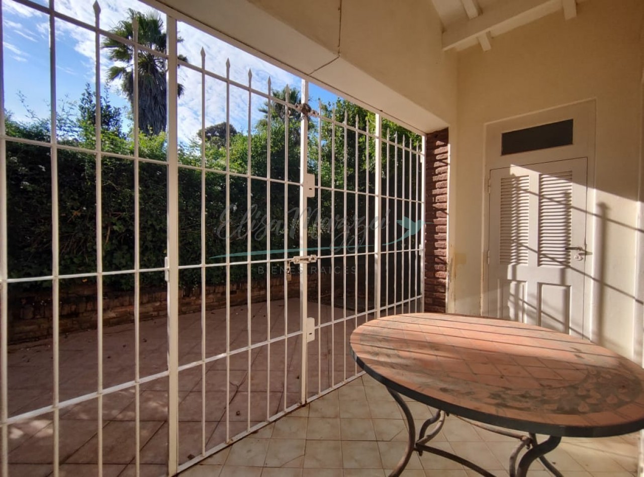 LOTE COMERCIAL CON CASA EN VENTA - PINAMAR 