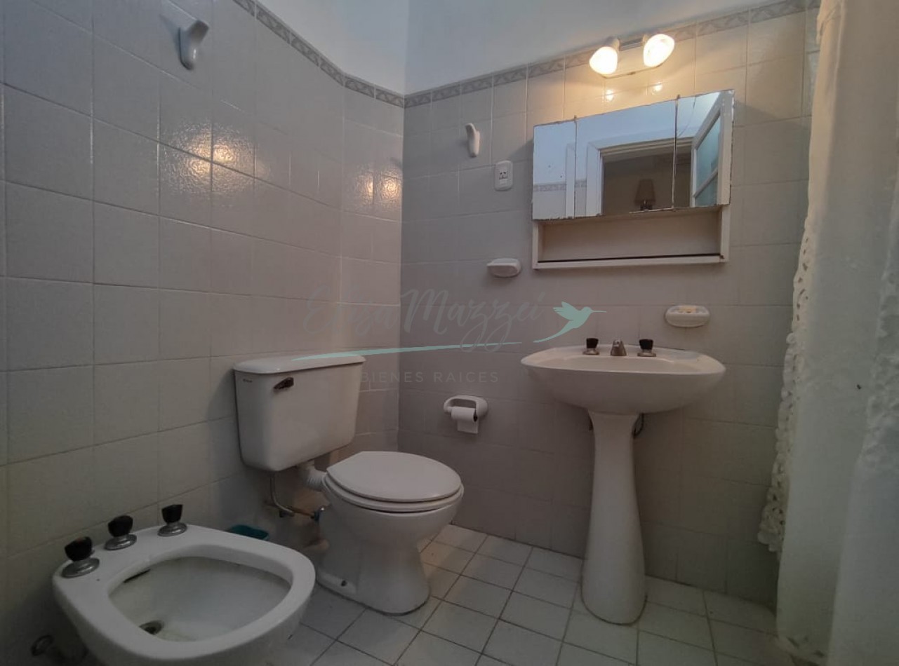 LOTE COMERCIAL CON CASA EN VENTA - PINAMAR 