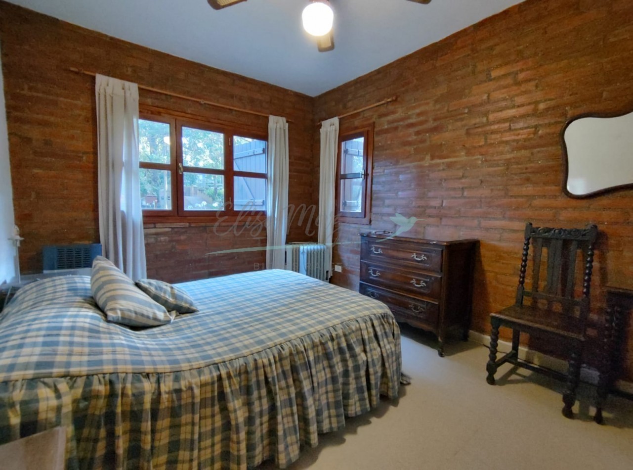 CASA EN VENTA - VALERIA DEL MAR