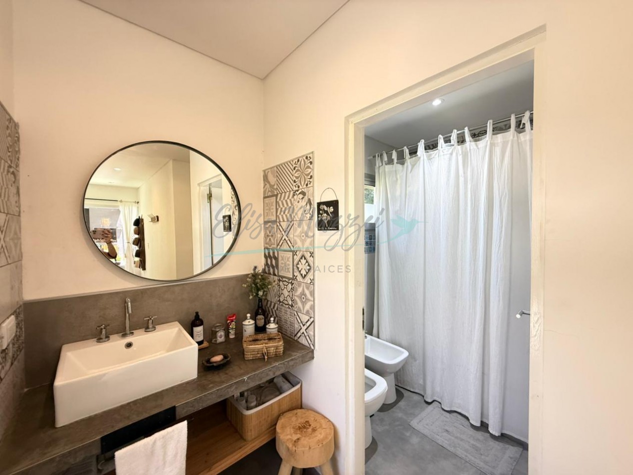 CASA EN VENTA - PINAMAR 