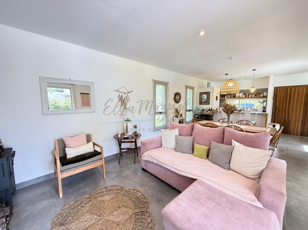 CASA EN VENTA - PINAMAR 