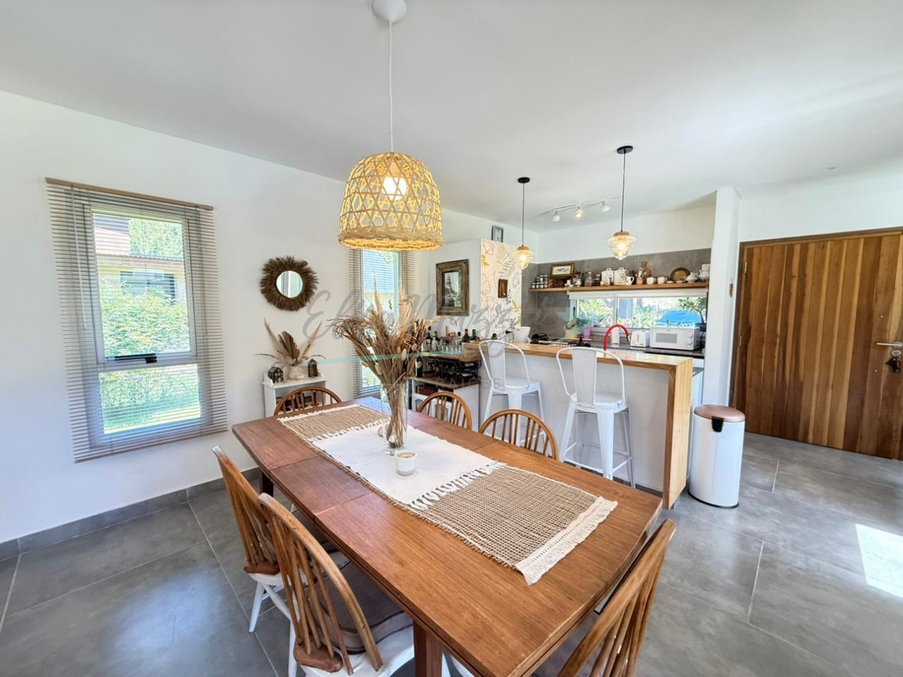 CASA EN VENTA - PINAMAR 