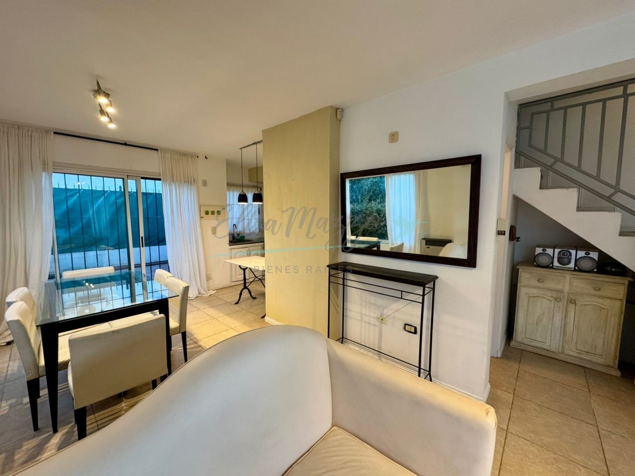 DUPLEX CUATRO AMBIENTES EN VENTA - PINAMAR CENTRO - FINANCIACION