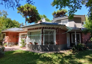 CASA EN VENTA - PINAMAR
